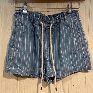 LOFT High Rise Stripped Paper Bag Shorts, Size S